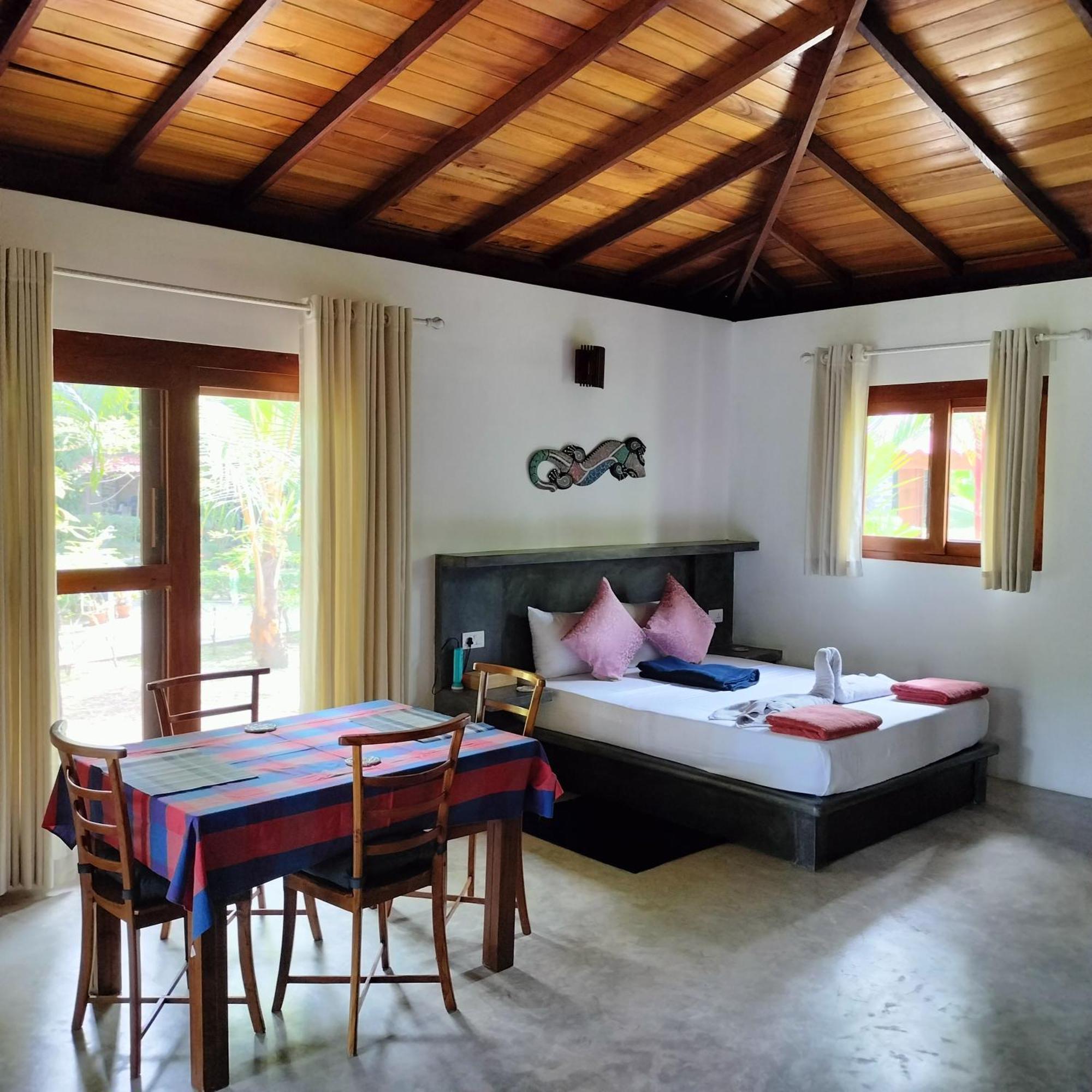 Avalon Village Resort Induruwa Buitenkant foto