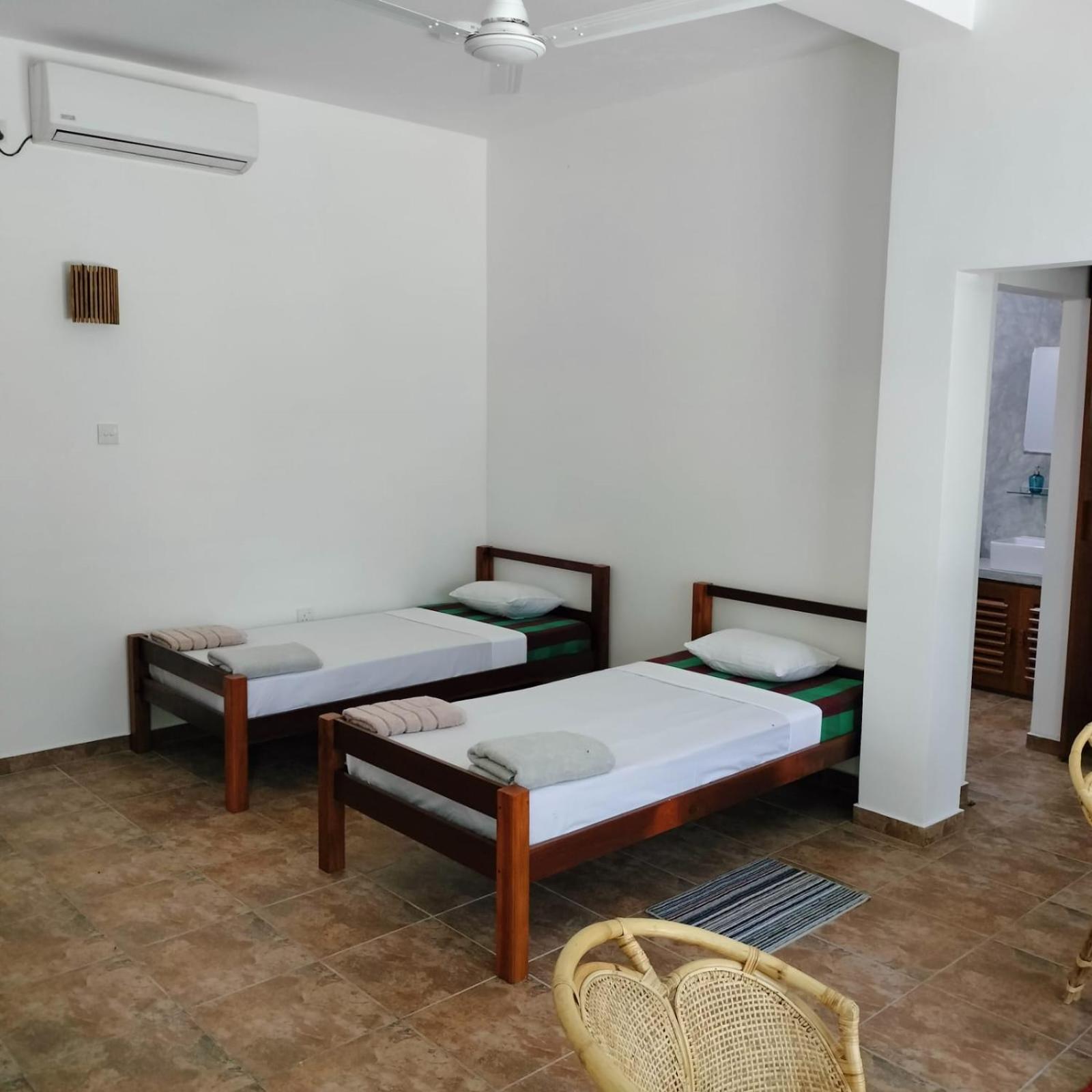 Avalon Village Resort Induruwa Buitenkant foto